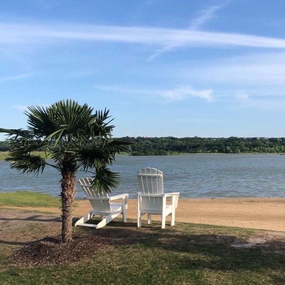 Meet your Posher, Julia - Picture 1 of 1